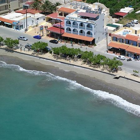 بلاكاس Hotel Livikon الغرفة الصورة