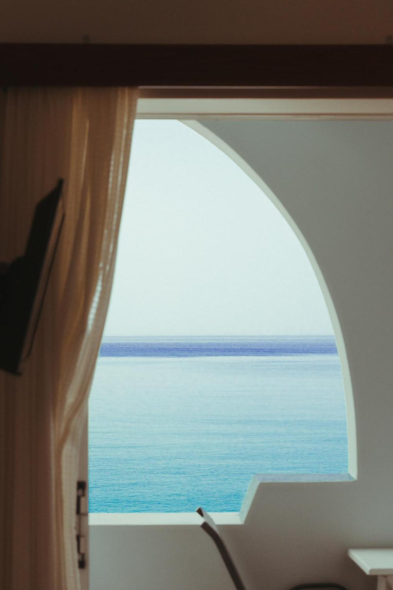 بلاكاس Hotel Livikon المظهر الخارجي الصورة